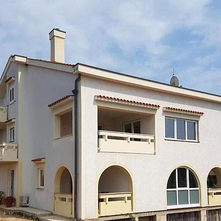 Apartments With A Parking Space Punat, Krk - 20553 Exterior photo